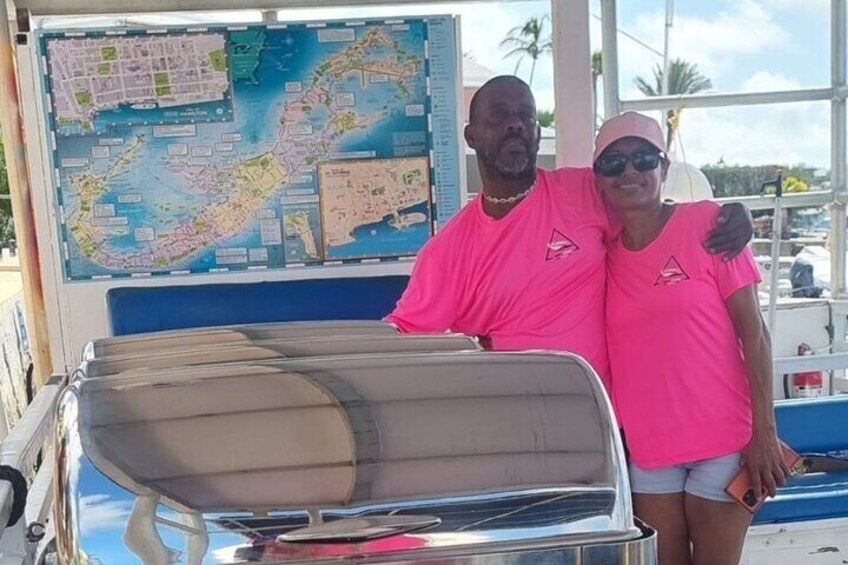 Twisted Tea Pontoon Party Boat in beautiful Bermuda