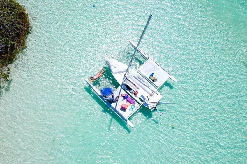 TRIMARAN HAKUNA