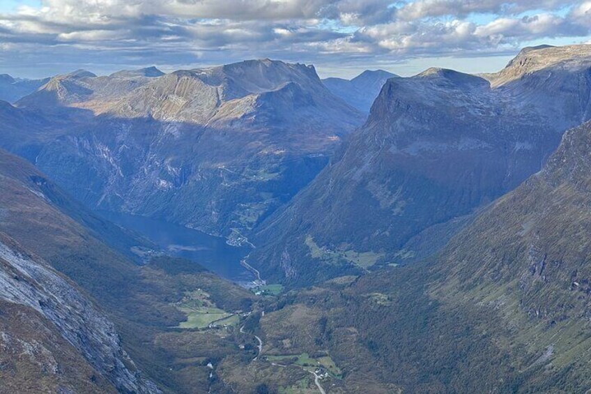 Geiranger Excursion, Eagle Bend , Dalsnibba and Geiranger Skywalk