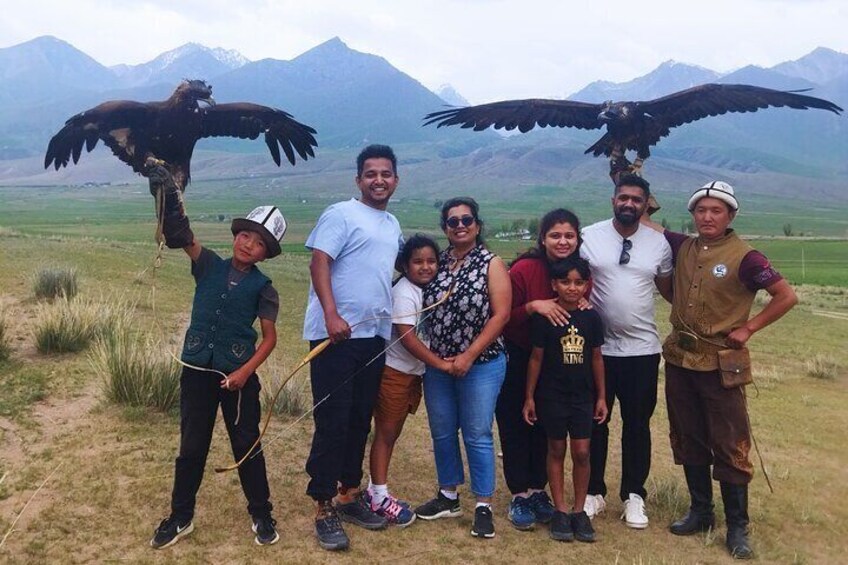 4 Day Issyk Kul Lake Tour: Yurt Stay, Eagle Show, Horse Riding 
