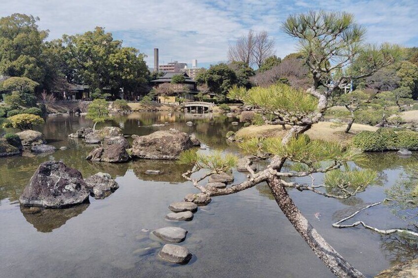 Explore Castles, Shrines, and Gardens in Kumamoto