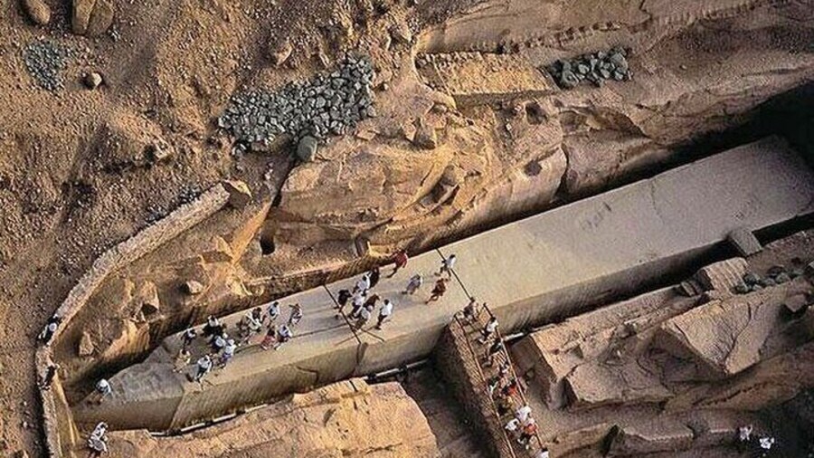 Aswan Luxury Car Tour