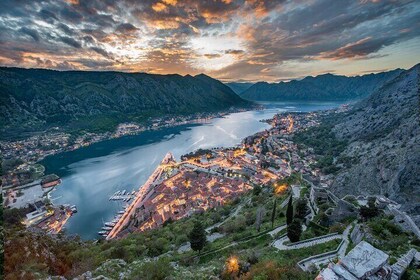 Group Tour - Our Lady of the Rocks and Perast Old Town (2hrs)