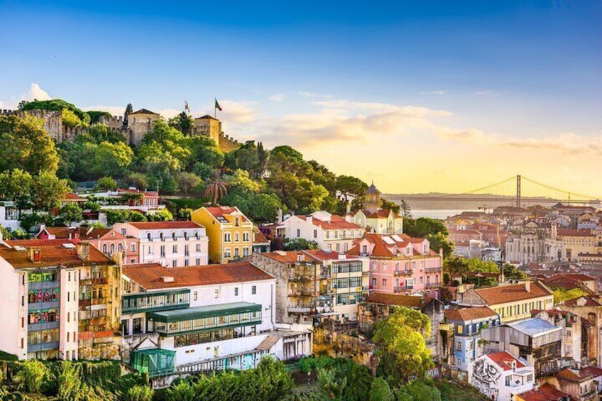 Lisbon: City Walk with Audio Guide in 7 Languages on your Phone
