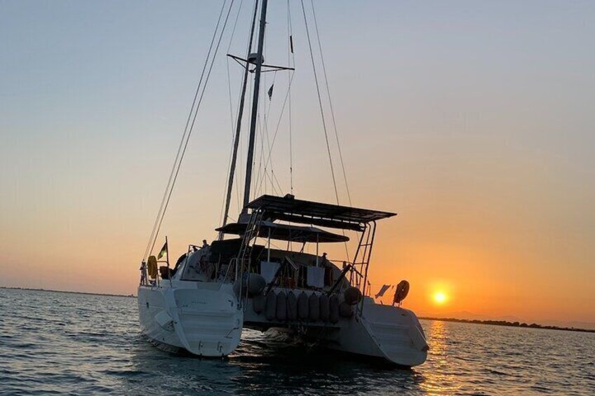 Exclusive catamaran sailing 3 hours Shared group