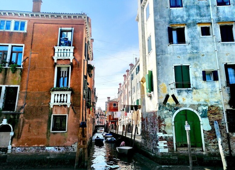 Picture 9 for Activity Venice: Off the Beaten Path Walking Tour