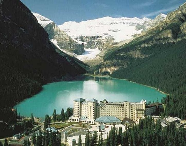 Lake Louise,Moraine Lake,Emerald Lake Day Trip from Banff/Calgary