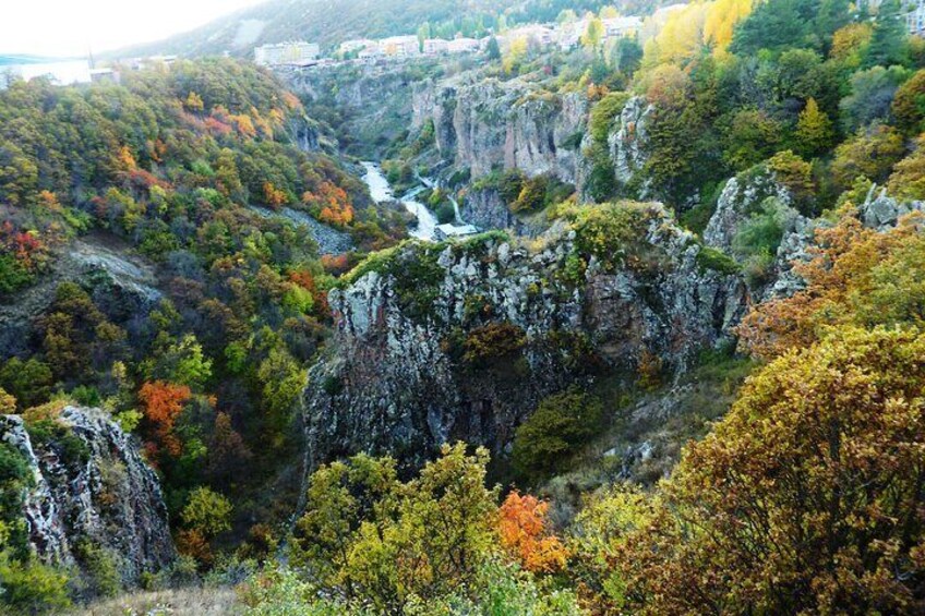 Authentic Armenian Tour with Local Wine