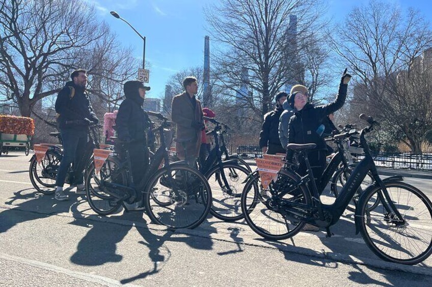 Central Park Bike Tour – Explore in Comfort on Dutch Bikes!