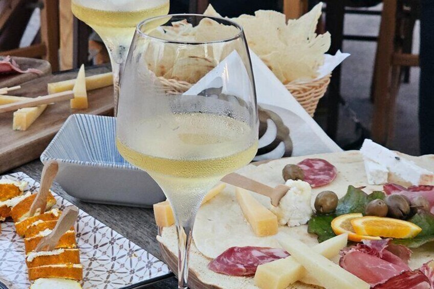 San Pantaleo Walking Tour with Aperitif