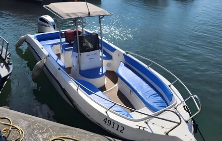 Private Tel Aviv-Jaffa Bootsvermietung mit Kapitän 1 oder 2 Stunden