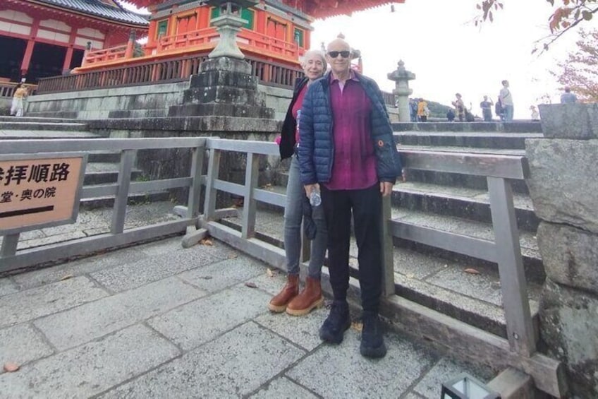 Guided Imperial Palace and Guided Tokyo City Private Day Trip