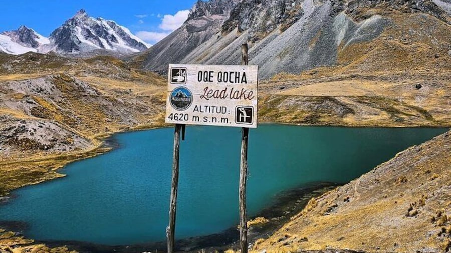 Private Tour to the 7 Lagoons of Ausangate