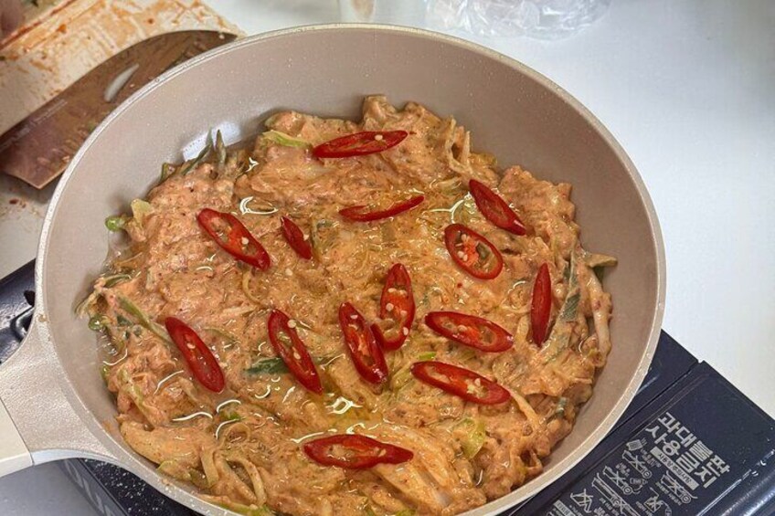 Make kimchi and koean style pancake Quick and Easy Korean Cooking
