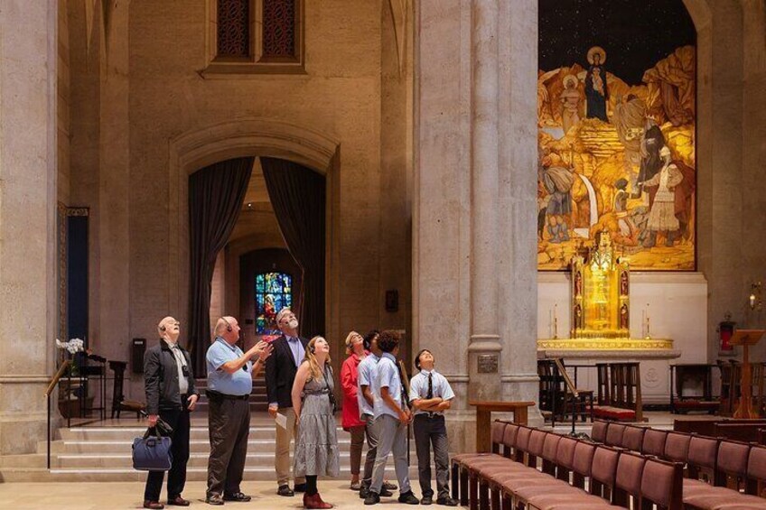  Private Grace Cathedral Walking Tour in San Francisco 
