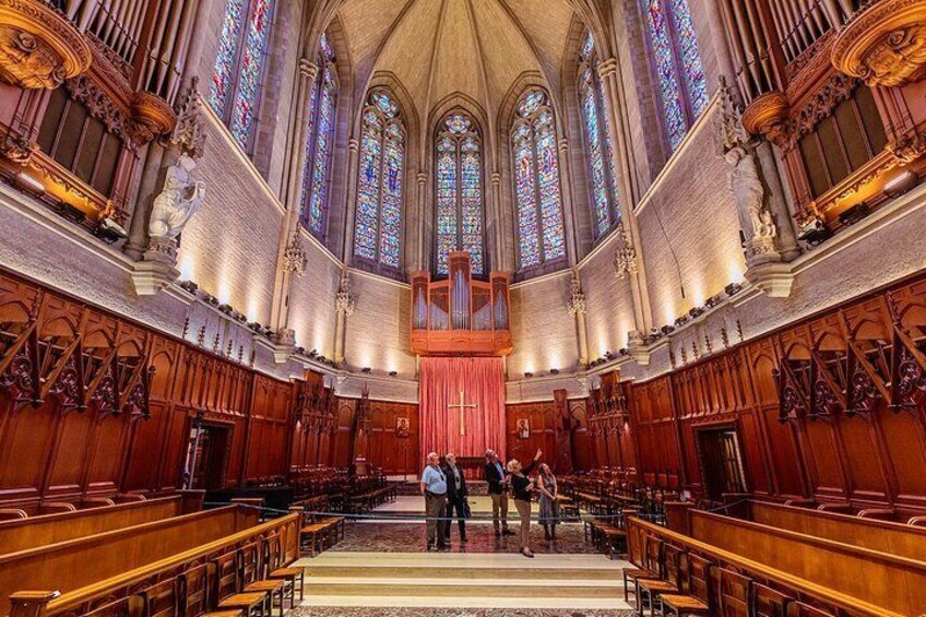  Private Grace Cathedral Walking Tour in San Francisco 