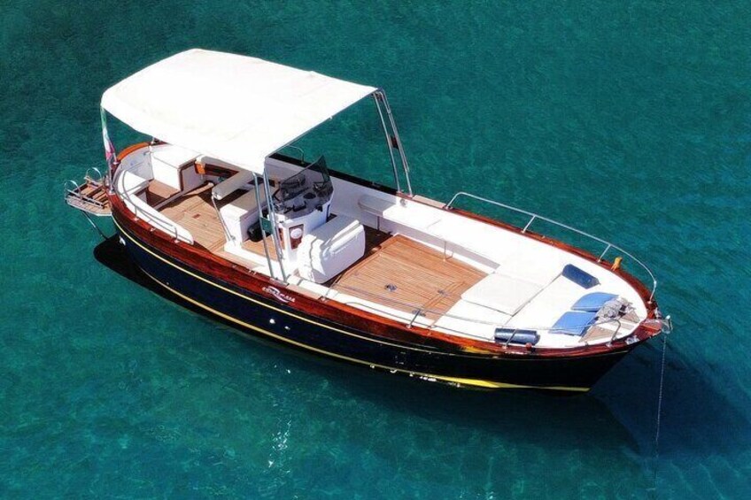 Panoramic tour under the stars with tasting on board