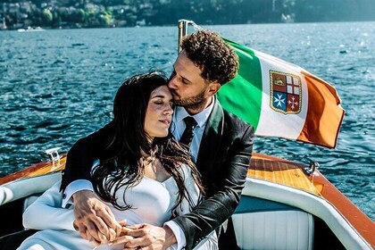 Private Vintage Wooden Classic Boat Tour on Lake Como
