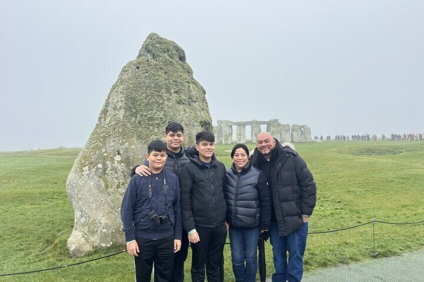 Stonehenge and Bath Private car with Chauffeur and Guide