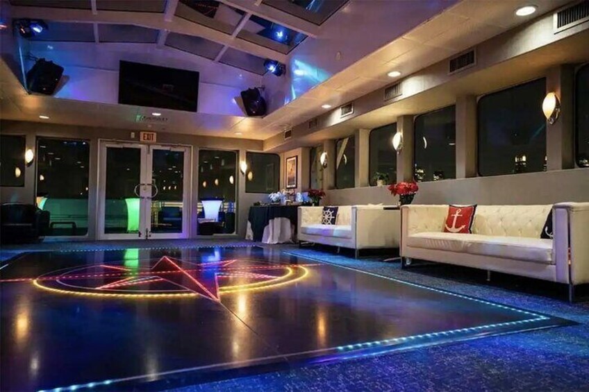 Premier 4th of July NYC Fireworks Cruise Aboard the Cloud 9 Yacht