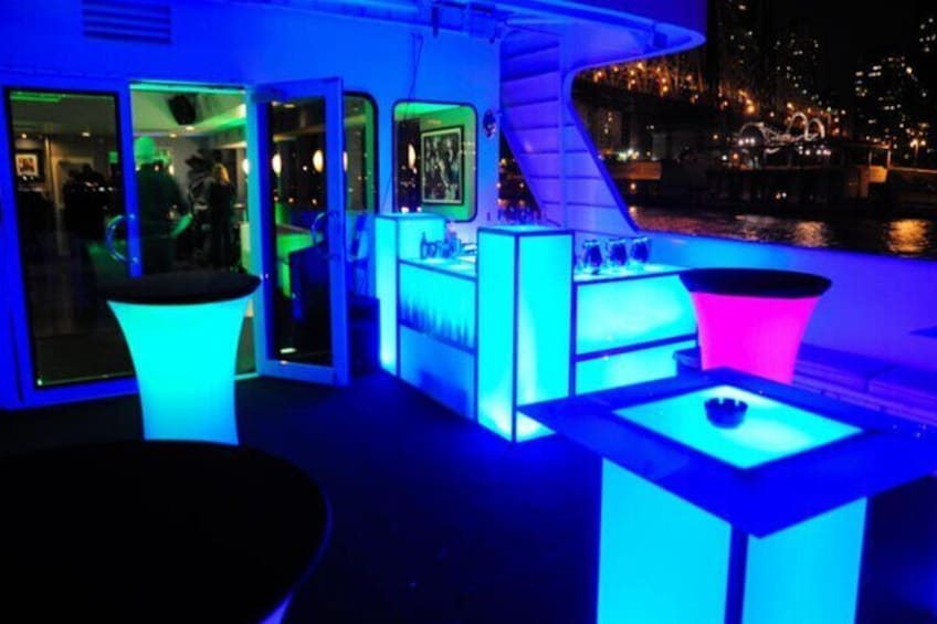 Premier 4th of July NYC Fireworks Cruise Aboard the Cloud 9 Yacht