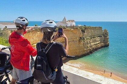 Gale Beach-Cliffside Chapel Coastal E-Bike Tour