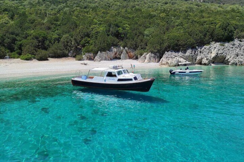 Kefalonia private boat cruise to Ithaca