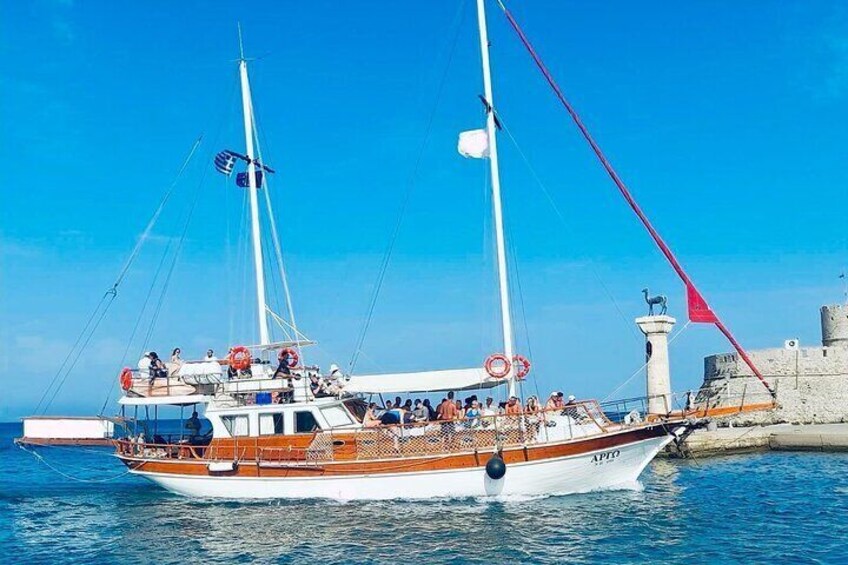 Full Day Boat Cruise to Ithaka with Swim Stops