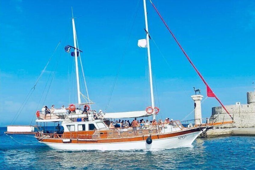 Full Day Boat Cruise to Ithaka with Swim Stops