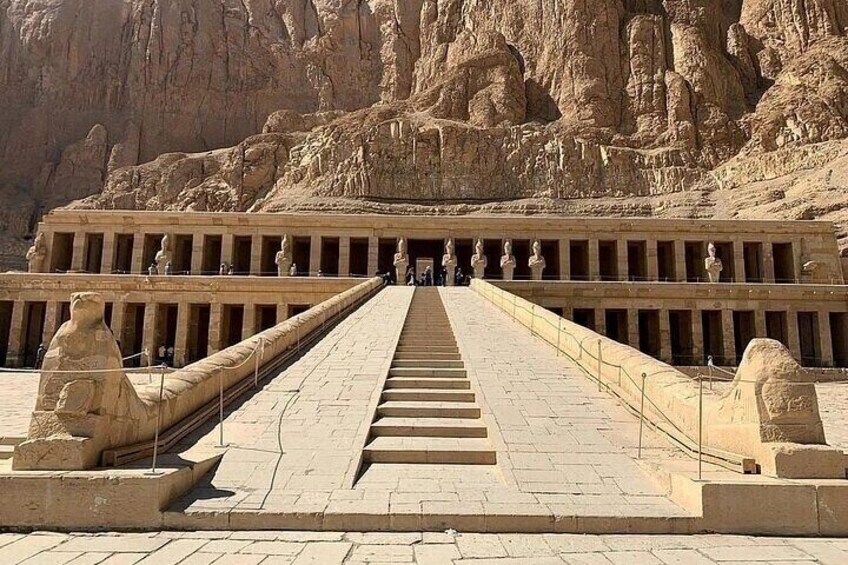 Luxor One Day By Coach From Hurghada