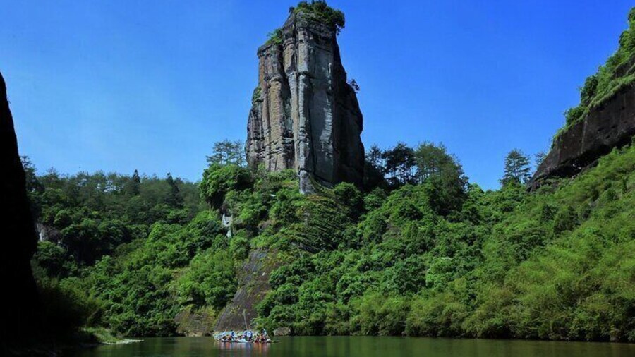 3Day Private Tour to the World's Cultural Heritage Mount Wuyi
