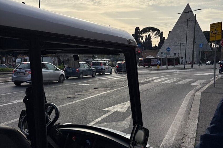 Ancient Appia and Roman Catacombs Private Tour with Golf Cart