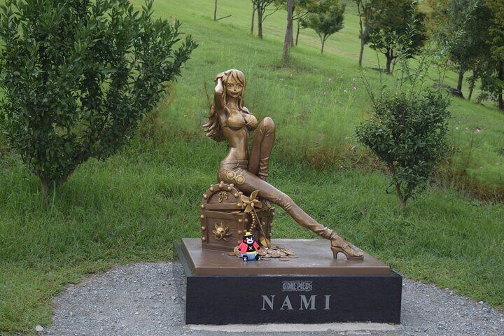 Deluxe Private Tour: Mt. Aso, One Piece Statues and Shrine Visit