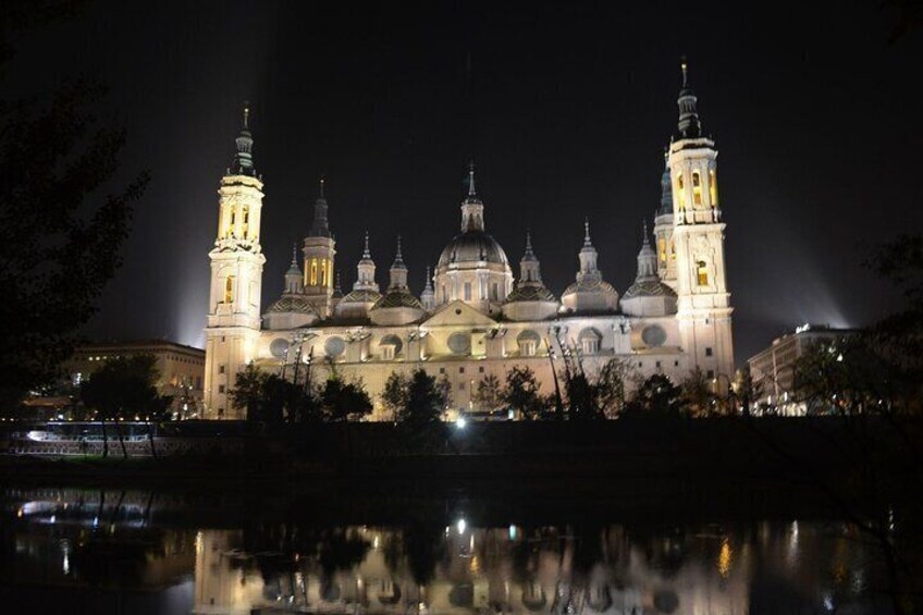Zaragoza Scavenger Hunt and Highlights Self-Guided Tour
