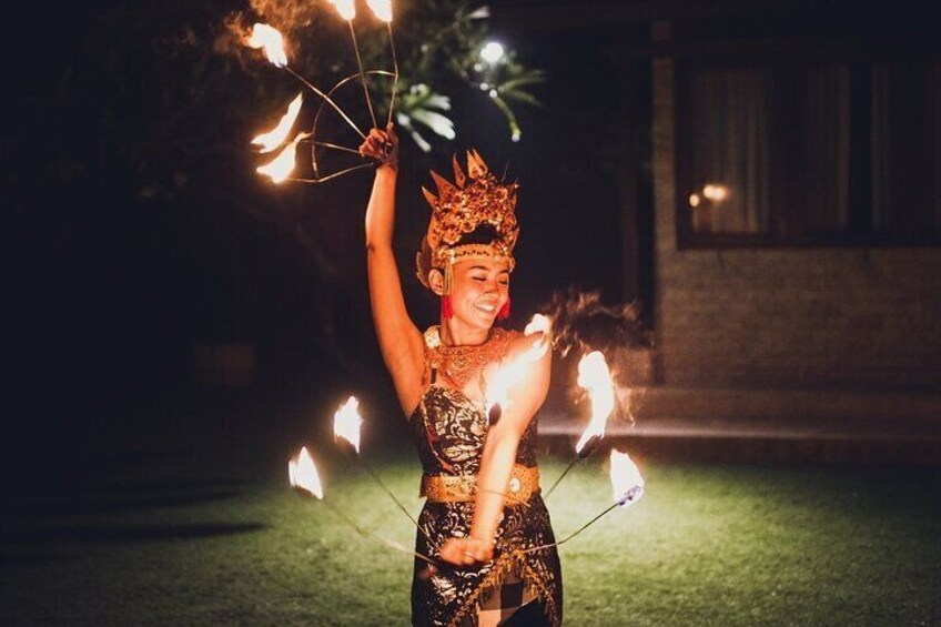 Cliffside Temples & Bali's Famed Kecak Fire Dance I
