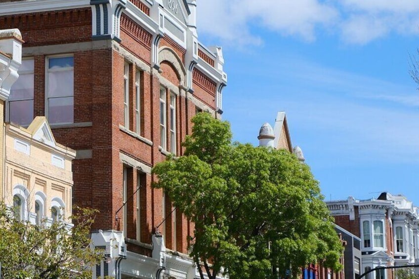 Victoria Seaside Splendors Trail Walking Tour