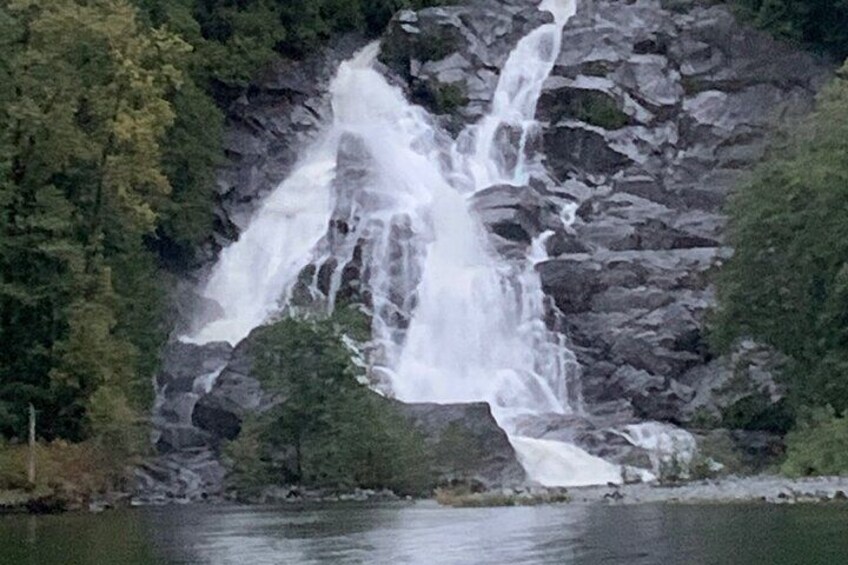 3 Hours Indian Arm Waterfalls Boat Tour from Deep Cove