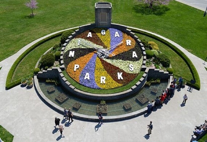 From Toronto: 5-Day Eastern Canada Small-Group Tour