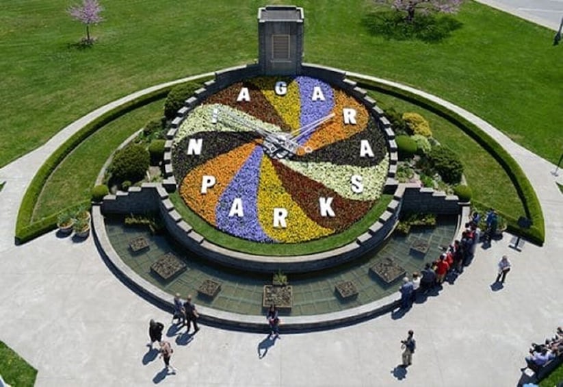 From Toronto: 6-Day Eastern Canada Small-Group Tour