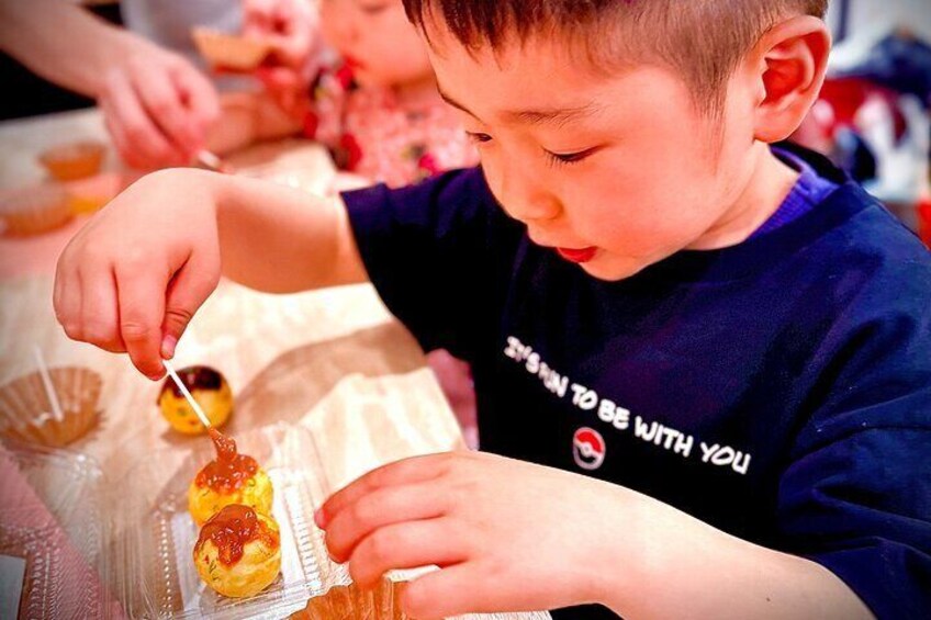 Kids Get Creative—Crafting Fun Japanese Food Samples! Children enjoy creating their very own realistic food sample souvenirs.
