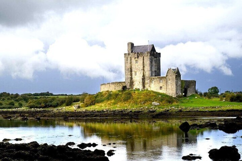 Dunguaire Castle_county Clare, Ireland