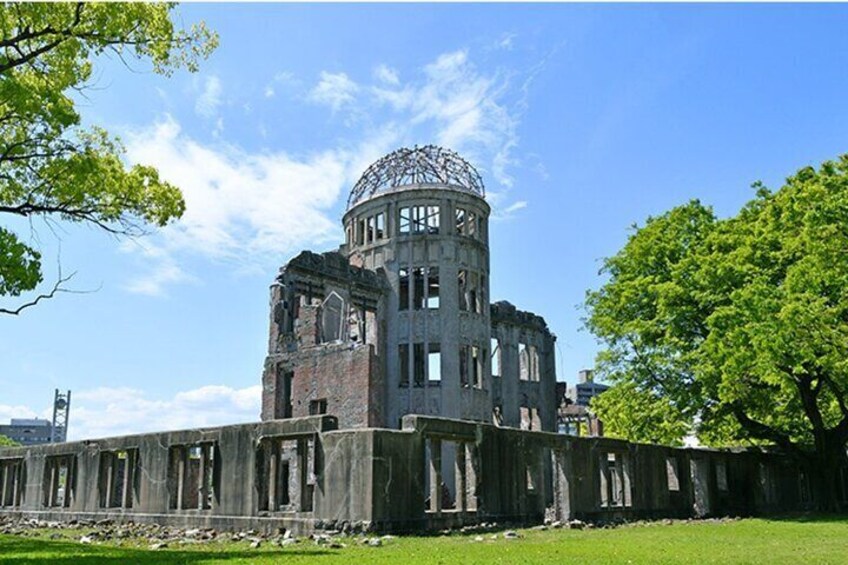 Hiroshima Peace Park a Journey through History and Hope