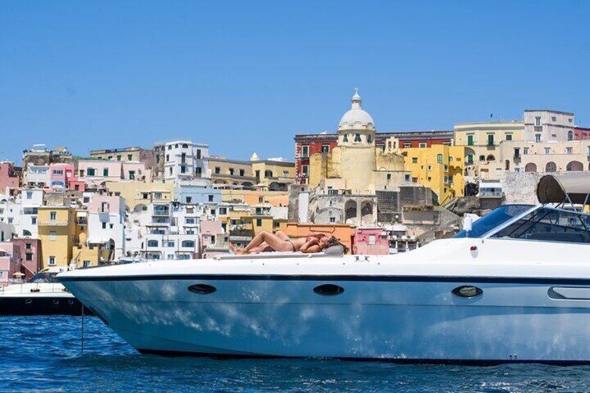 Luxury Private Tour Capri and Positano on Itama Yacht