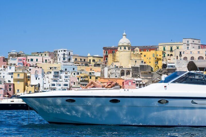 Luxury Private Tour Capri and Positano on Itama Yacht