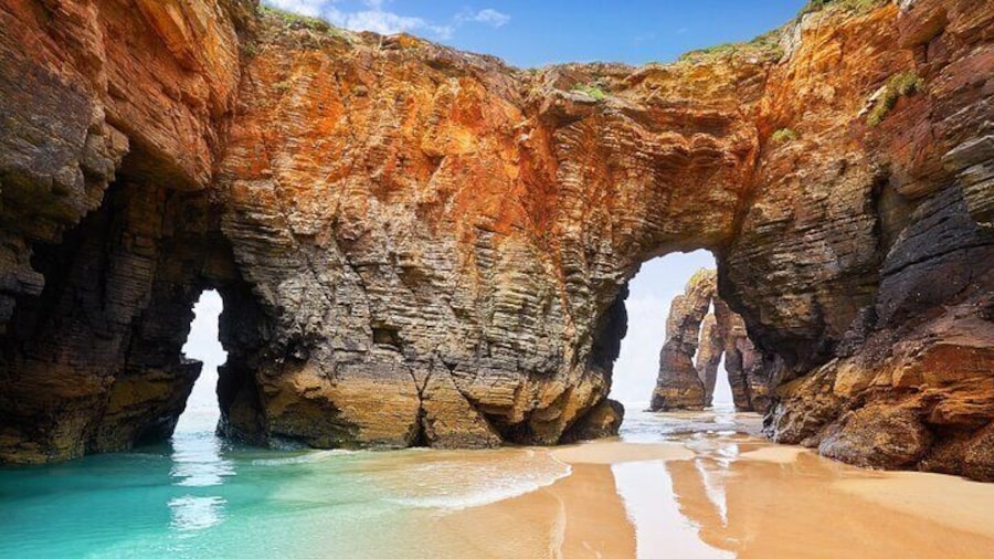 Ribadeo and Tapia de Casariego Cathedrals Beach Tour
