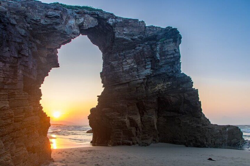 Ribadeo and Tapia de Casariego Cathedrals Beach Tour