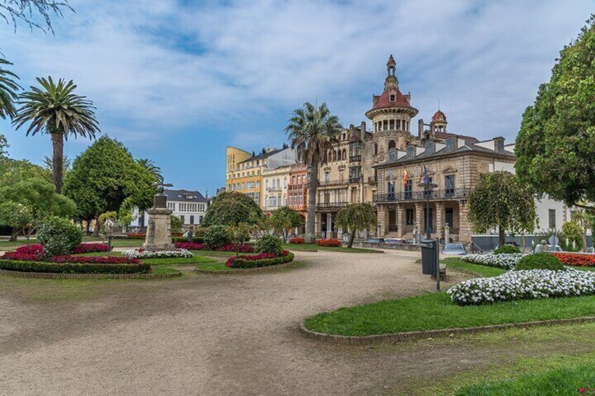 Ribadeo and Tapia de Casariego Cathedrals Beach Tour