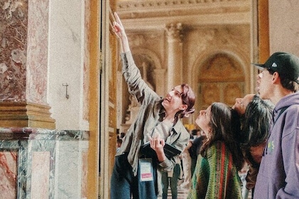 Walk Through History in Versailles Tour