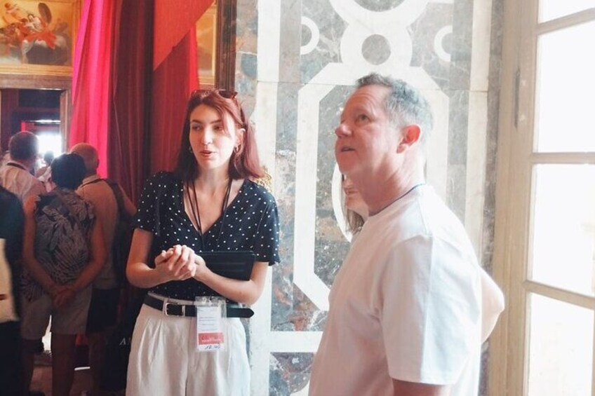 Walk Through History in Versailles Tour