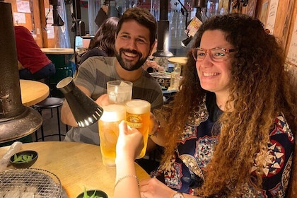 Nishinomiya: Sake and Food Bar Hopping Tour with Guide